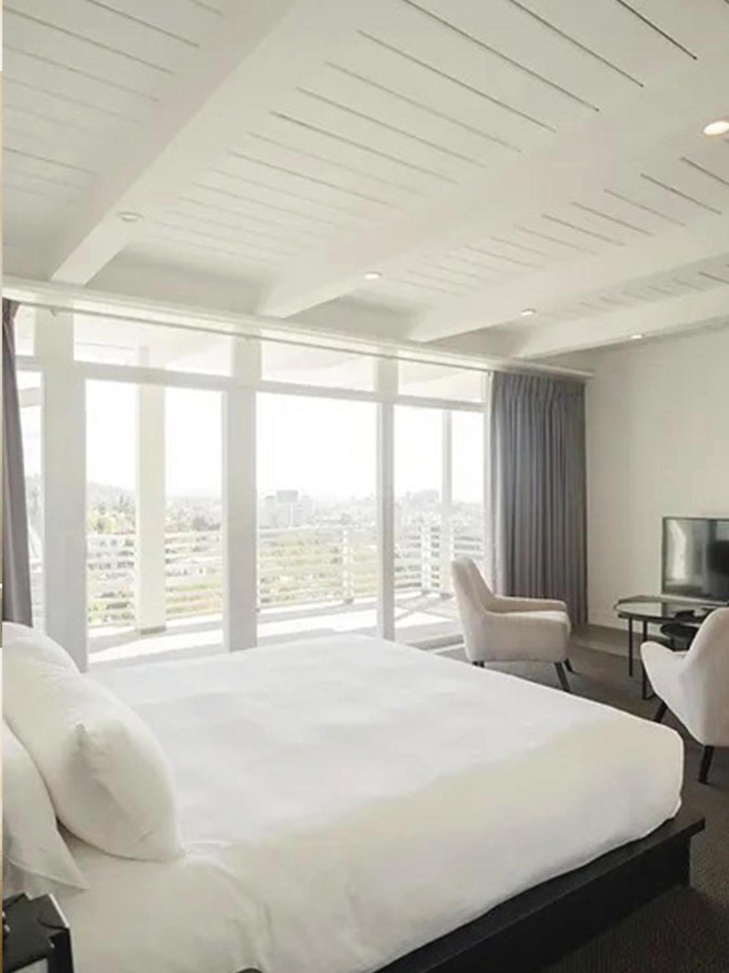 Hotel Hollywood Hills